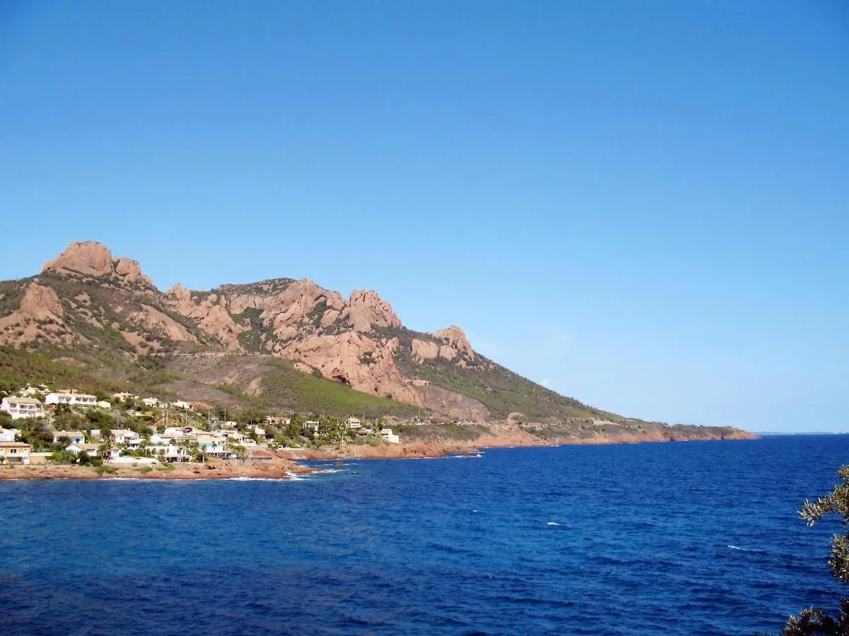 Apartment Village Cap Esterel - L'Esquinade-1 By Interhome Saint-Raphael  France