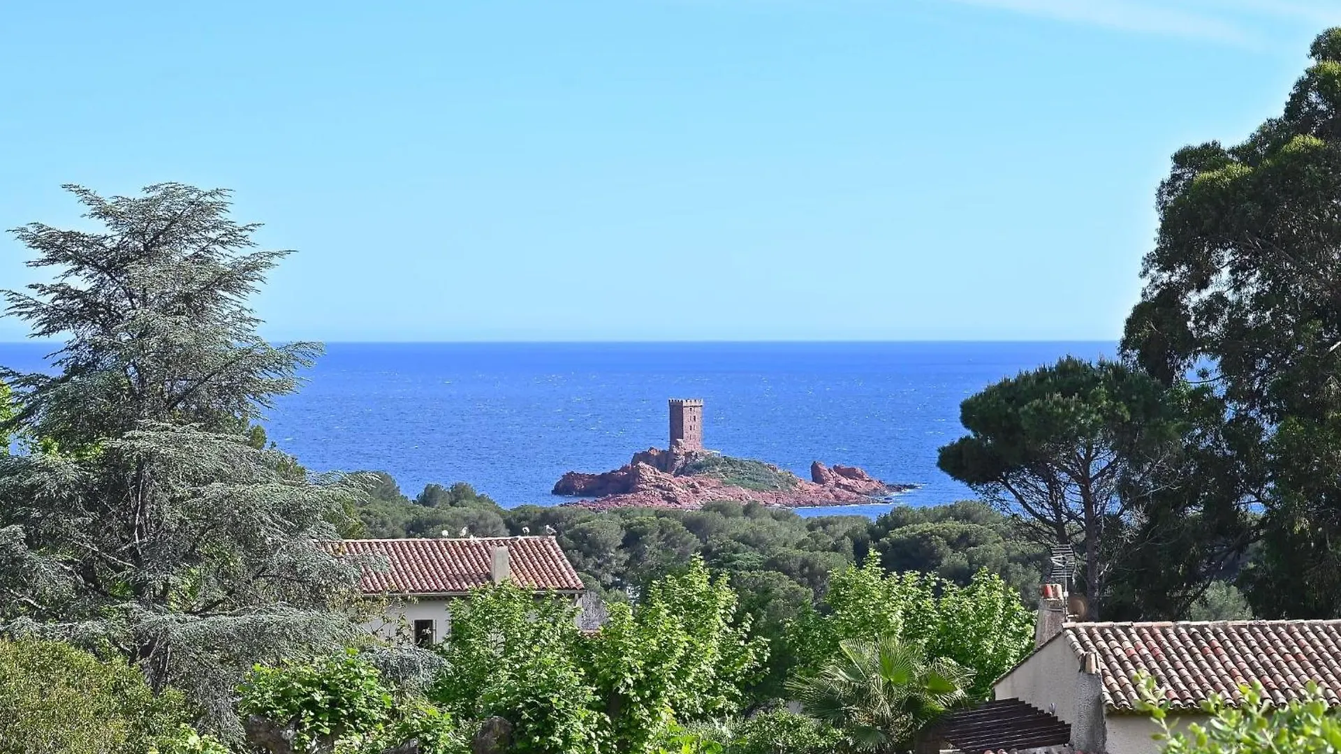 Apartment Village Cap Esterel - L'Esquinade-1 By Interhome Saint-Raphael