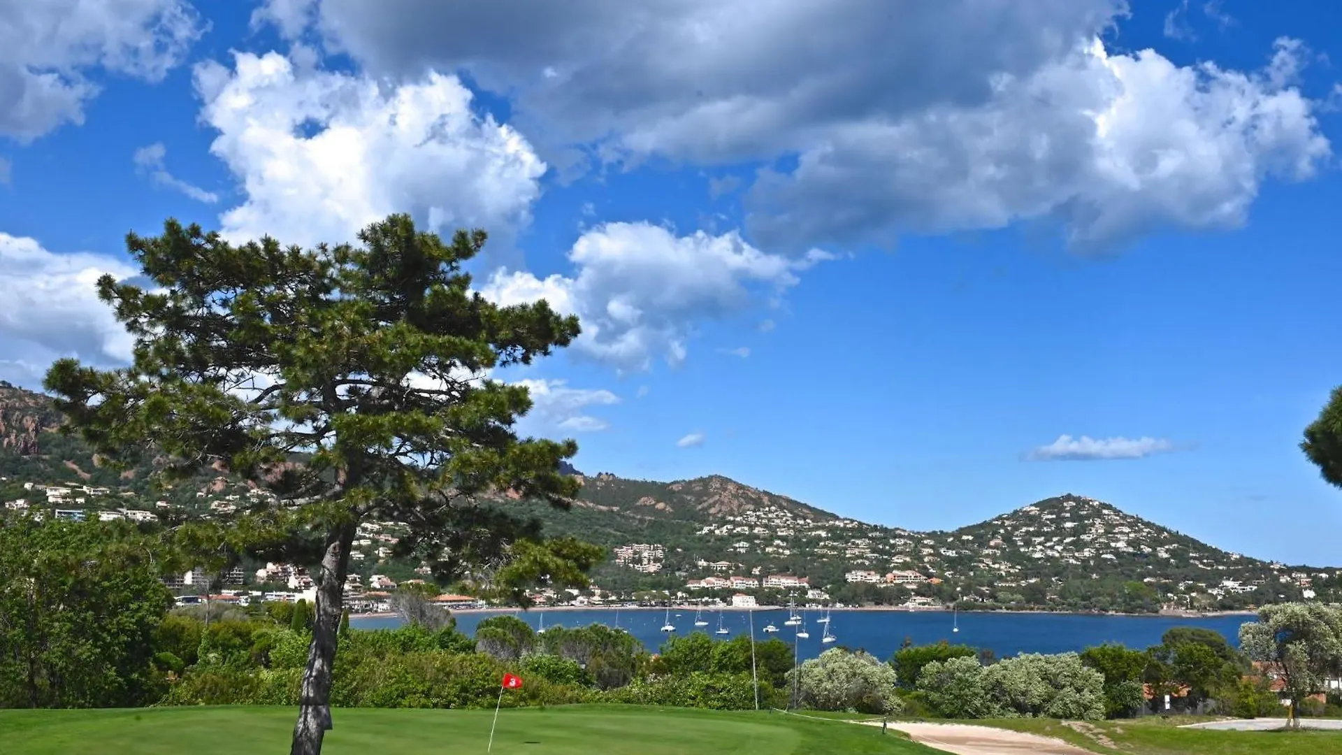 Apartment Village Cap Esterel - L'Esquinade-1 By Interhome Saint-Raphael