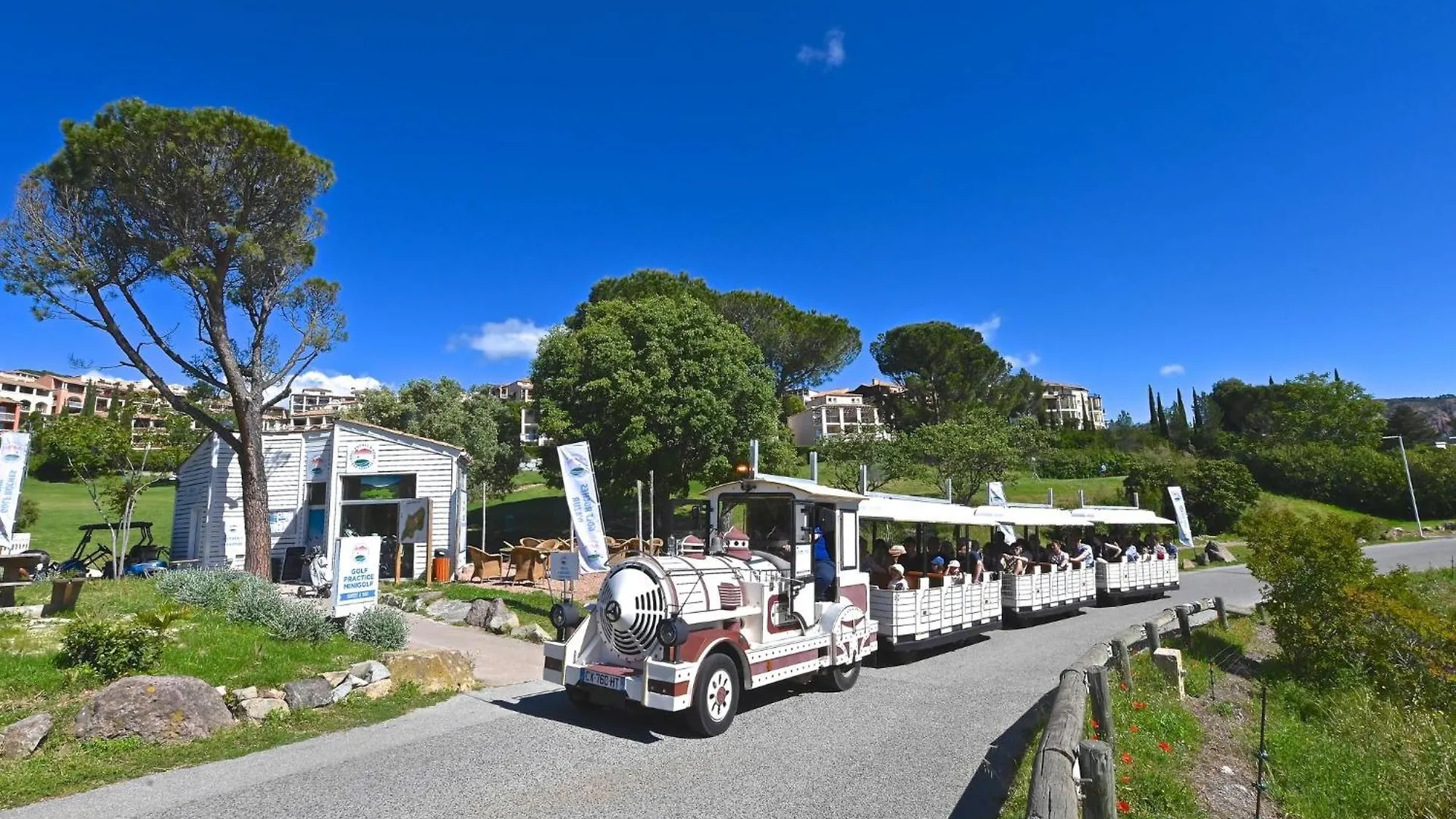 Apartment Village Cap Esterel - L'Esquinade-1 By Interhome Saint-Raphael   Saint-Raphael (Var)