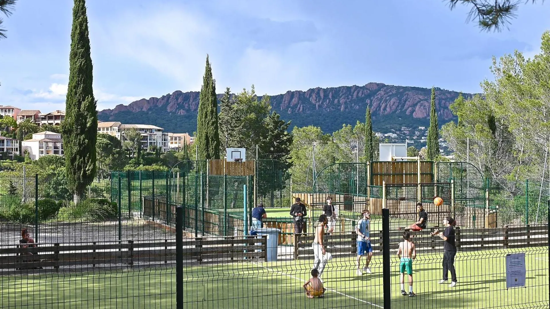 Apartment Village Cap Esterel - L'Esquinade-1 By Interhome Saint-Raphael  0*, Saint-Raphael (Var)