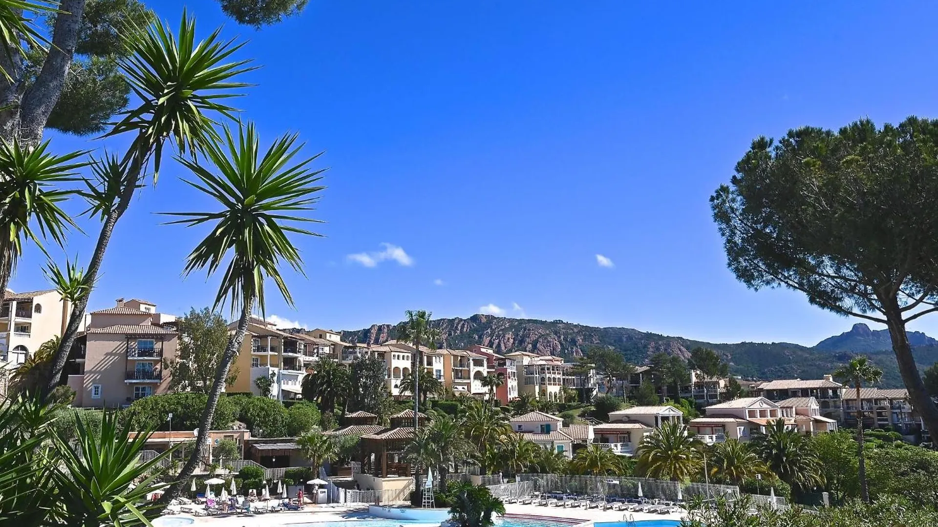 Apartment Village Cap Esterel - L'Esquinade-1 By Interhome Saint-Raphael   Saint-Raphael (Var)